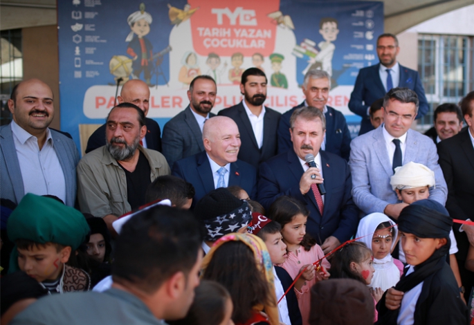 “Tarih Yazan Çocuklar Erzurum’da”