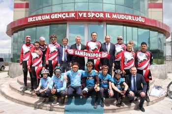 Taşkesenligil konukları uğurladı