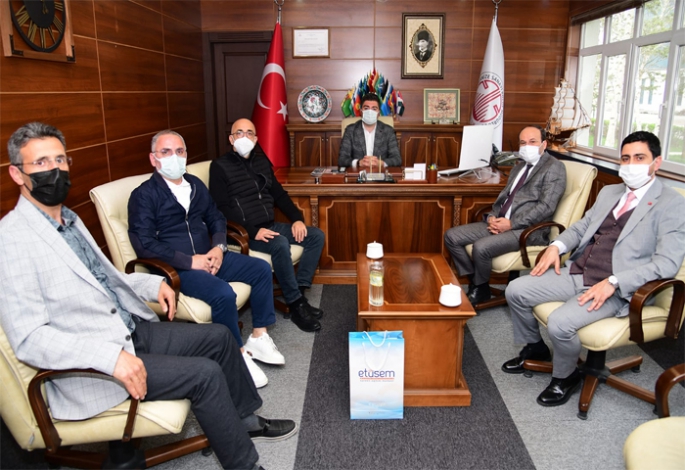 Üniversite-Sanayi buluşmaları sürüyor
