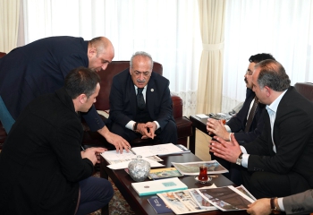Uzundere için istişareler devam ediyor