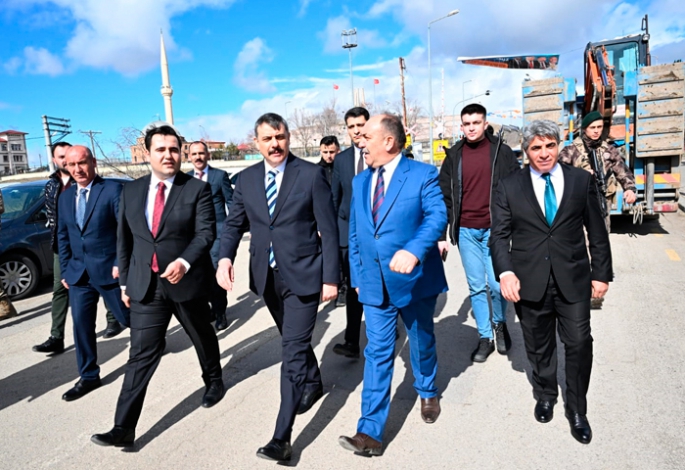 Vali Çiftçi ilçe ziyaretlerini sürdürüyor