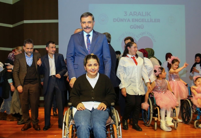 Vali Çiftçi “Sevgi Varsa Engel Yoktur” programında