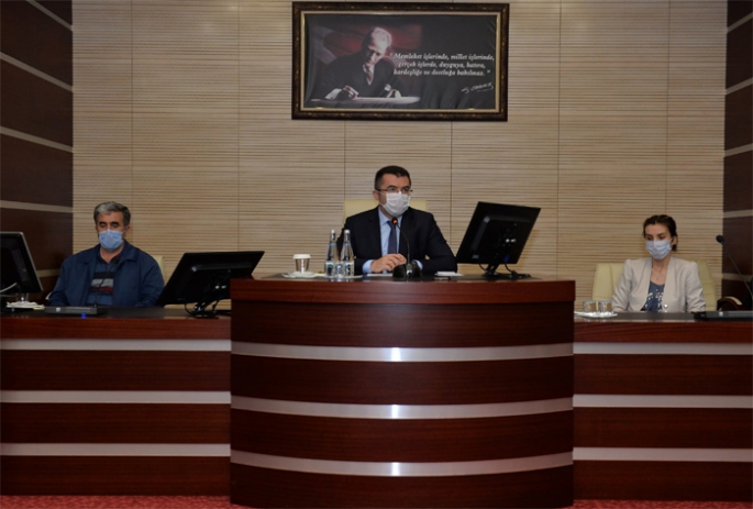 Vali Memiş, düğün salonu işletmecilerini uyardı