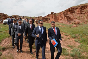 Vali Memiş ilk adımı attı