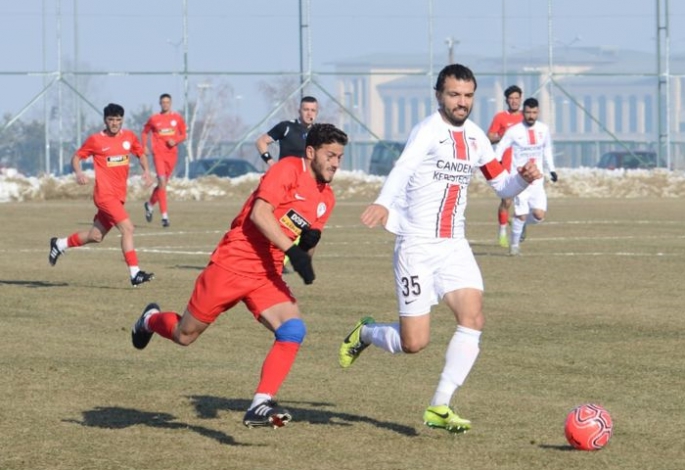 Yakutiyespor grubunda lider oldu