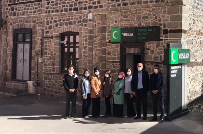 Yeşilay “Koronavirüs sigara içeni sever”